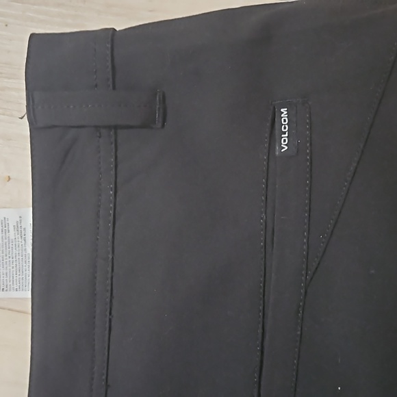 NWT Men's Volcom Surf and Turf Board Shorts aka "Frickn SNT STATIC 2" sz 38x20 - Picture 3 of 8